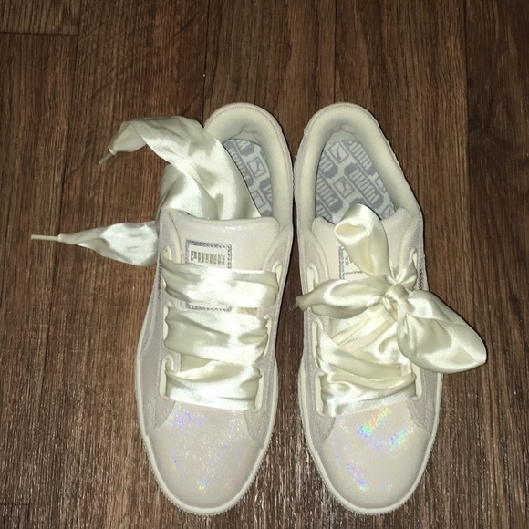 Puma Iridescent white sneakers